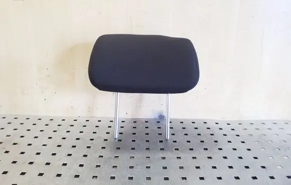 Hyundai i40 Rear seat headrest 