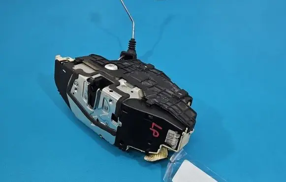 Mercedes-Benz S W221 Front door lock A2217200535 IMPRK1562472
