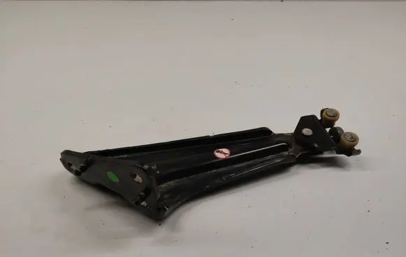 Citroen Berlingo Sliding door lower roller guide/hinge 9816964880