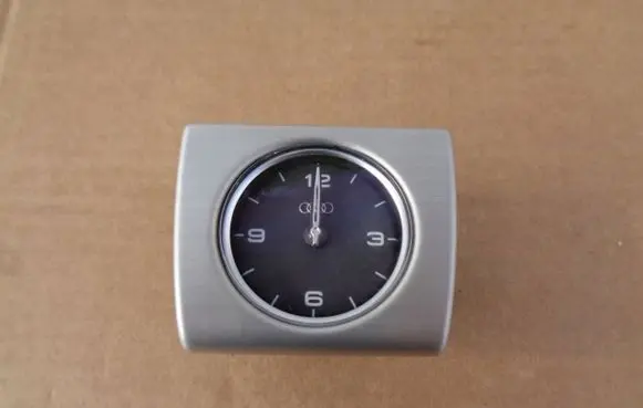 Audi A8 S8 D4 4H Clock 4H0919204H