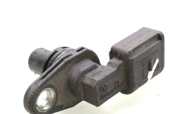 Volkswagen Golf V Camshaft position sensor 036907601D