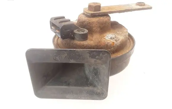 Volkswagen PASSAT B4 Horn signal 00884