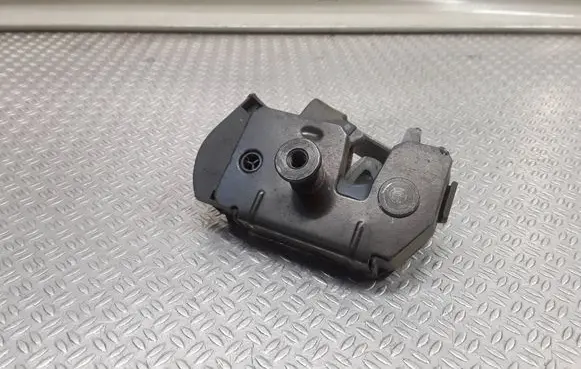 Volvo XC90 Tailgate lock latch 30649106