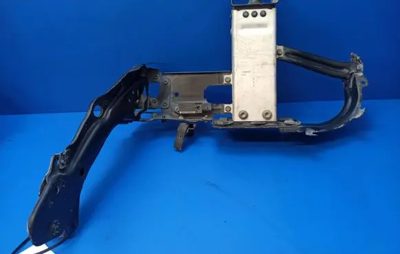 Mercedes-Benz E W211 Side radiator support slam panel 