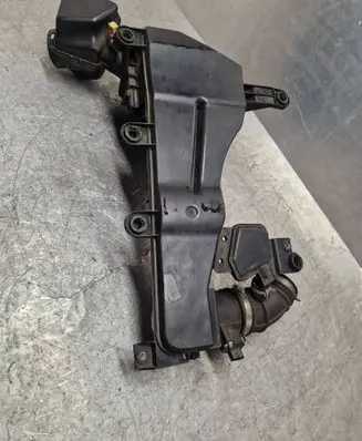 Air filter box