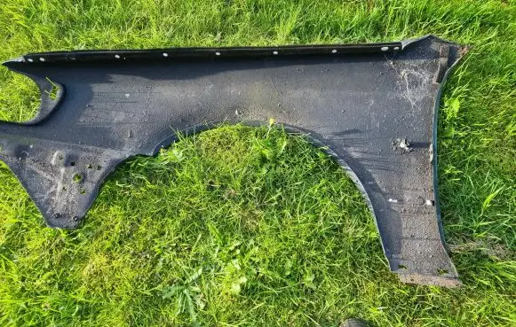 Audi A6 S6 C4 4A Fender