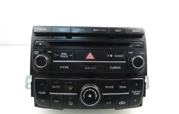 Hyundai Sonata Radio/CD/DVD/GPS head unit 965603Q400