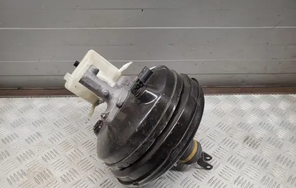 BMW X5 F15 Brake booster 6856833