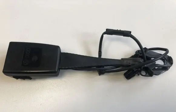 Audi A4 S4 B8 8K Front seatbelt buckle 8K0857755F
