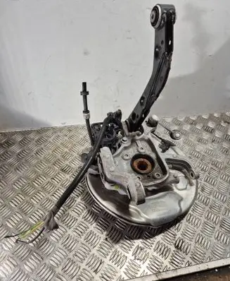 Volvo XC90 Rear brake disc plate dust cover 32217287 31658320 32217641