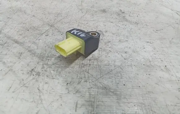 Toyota Prius (XW30) Airbag deployment crash/impact sensor 8983175020