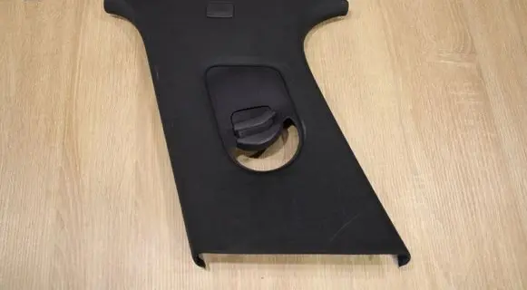 (B) pillar trim (top)