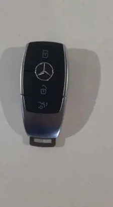 Mercedes-Benz EQC Ignition key/card 