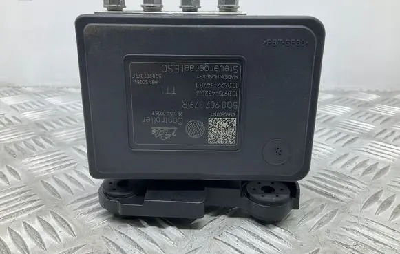 Skoda Octavia Mk3 (5E) ABS Pump 5Q0907379R
