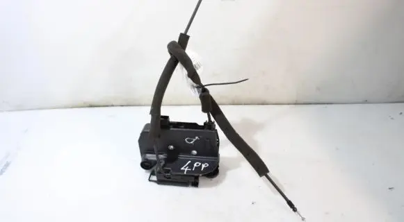 Iveco Daily 6th gen Front door lock