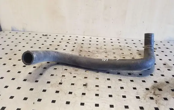Toyota Yaris Engine coolant pipe/hose