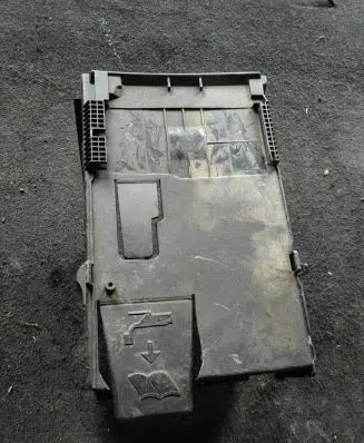 Peugeot 3008 I Battery tray 9687472580