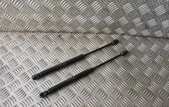 Jaguar XJ X308 Tailgate/trunk strut/damper GNA3800AB