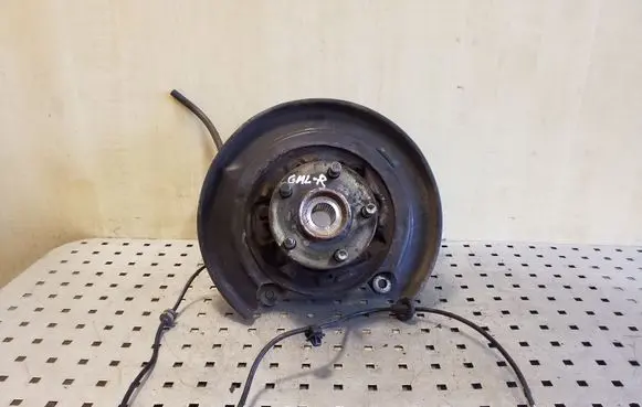 Subaru XV Rear wheel hub