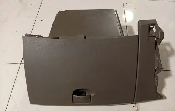 Renault Scenic II - Grand scenic II Glove box 8200140753