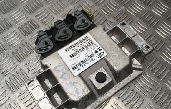 Citroen C4 I Engine control unit/module 16631054 9653979480 16735054