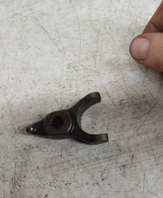 Toyota Avensis Verso Fuel Injector clamp holder