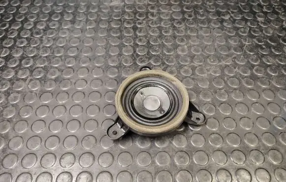Audi A8 S8 D4 4H Front door speaker 4H0035397
