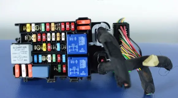 Renault Scenic III - Grand scenic III Fuse box set 1801330-1D