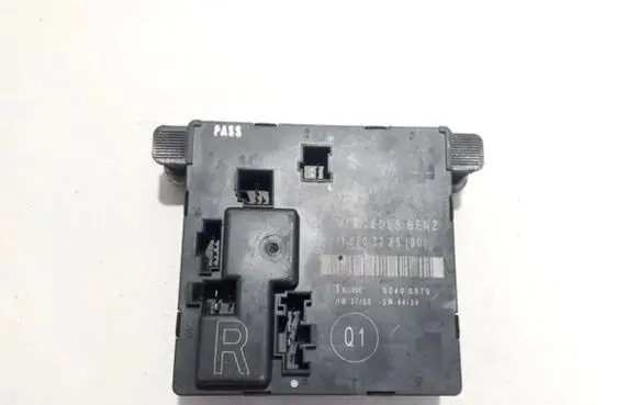 Mercedes-Benz E W211 Other control units/modules 2118703285