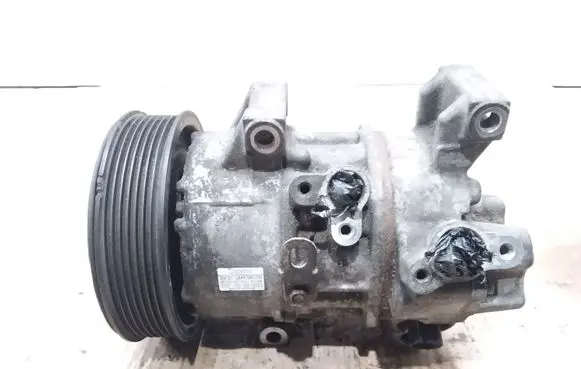 Toyota Avensis T250 Air conditioning (A/C) compressor (pump) 4472601741