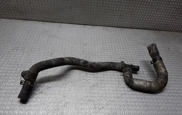 Engine coolant pipe/hose