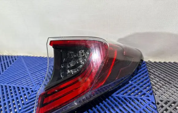 Toyota C-HR I Rear/tail lights 81550F4031