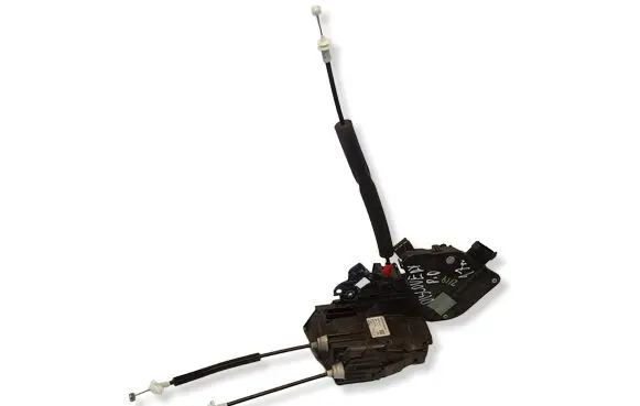 Land Rover Discovery Sport Front door lock FK72203A28AE C35604105