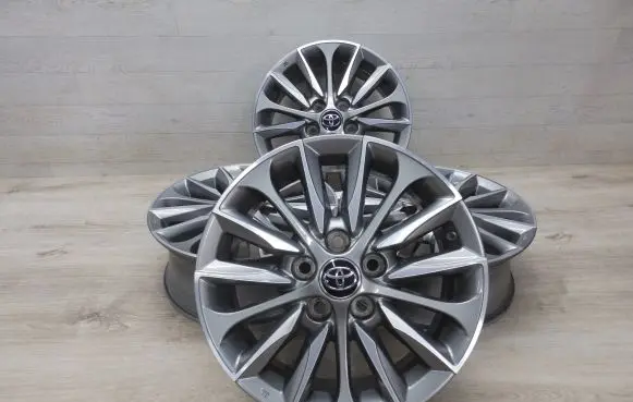 Toyota Avensis Verso R16 alloy rim 42611-OF180