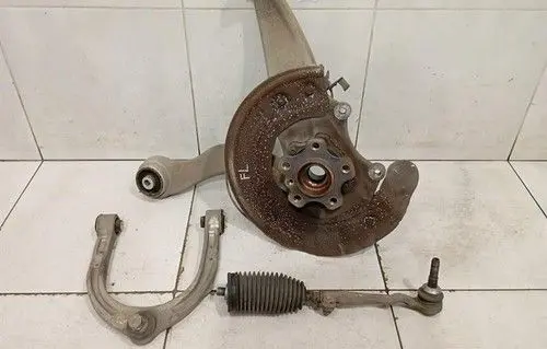 BMW 7 G11 G12 Front wheel bearing hub 6884377