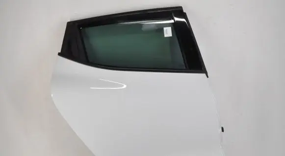Renault Clio IV Rear door 