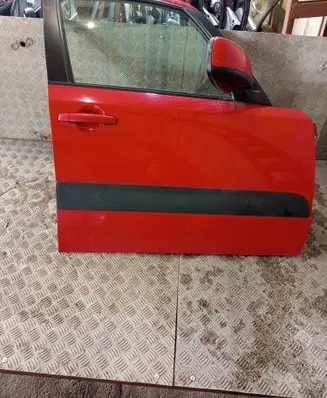 Suzuki SX4 Front door