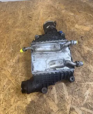 Jaguar F-Pace Intercooler radiator GX736K775AC