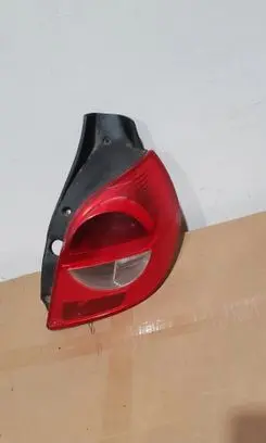 Renault Clio III Rear/tail lights 89035080