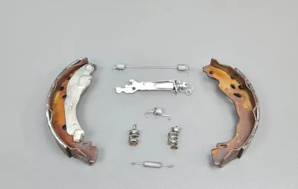 Dacia Sandero II Brake pads (rear) 