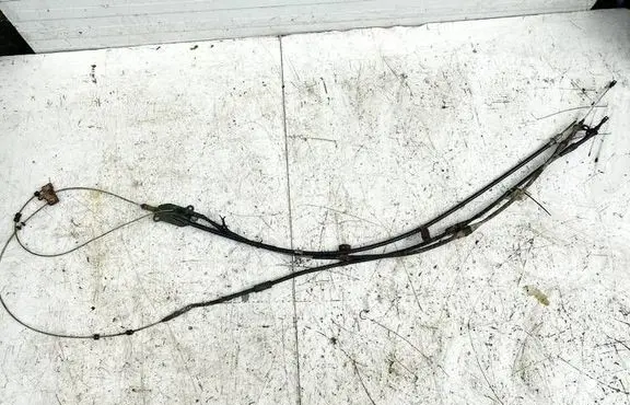 Handbrake/parking brake wiring cable