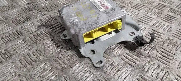 Lexus IS 200-300 Airbag control unit/module 8917053020 1523002913