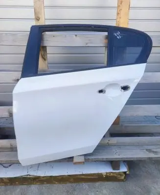 BMW 1 E81 E87 Rear door 41527191017 41527132341