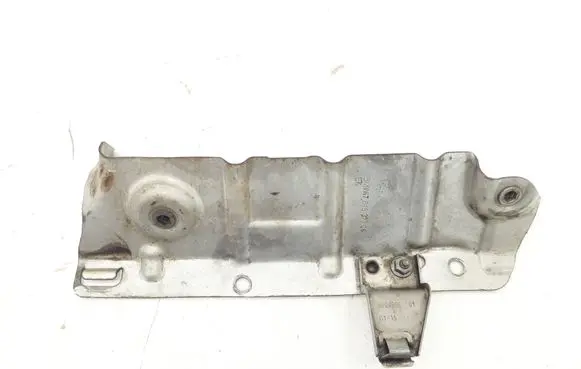 Mini Cooper Countryman R60 Heat shield in engine bay 7618371