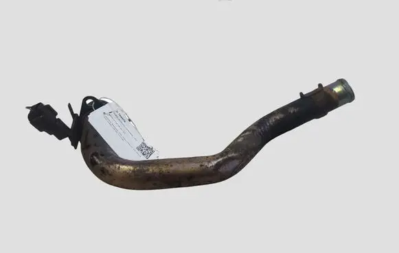 Nissan X-Trail T30 Engine coolant pipe/hose