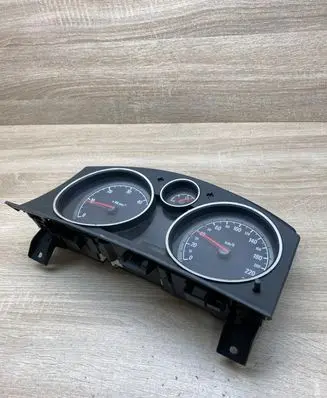 Speedometer (instrument cluster)