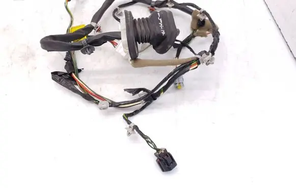 SsangYong Actyon sports II Front door wiring loom 8271031014