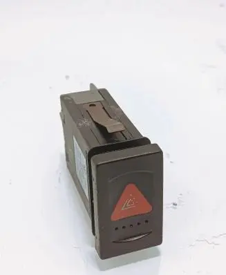 Volkswagen PASSAT B5 Hazard light switch 3B0953235D PA66GF30 CZCCA