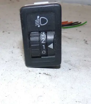Suzuki Alto Light switch
