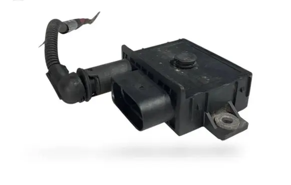 BMW 3 E90 E91 Glow plug pre-heat relay E2110022367 0522120703 7794908